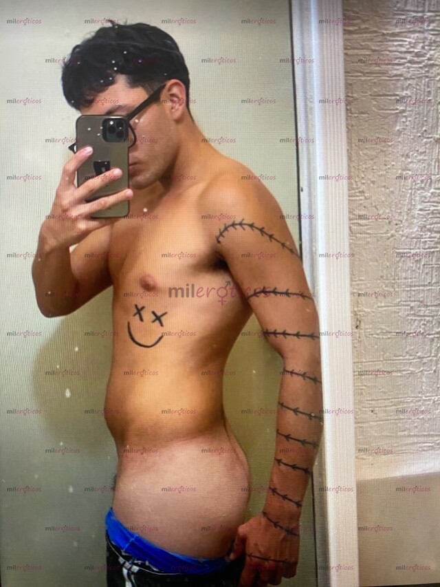 FOTOS DE CHILANGO GUAPO Y CALIENTE A LA PUERTA DE TU CASA O A LA MÍA