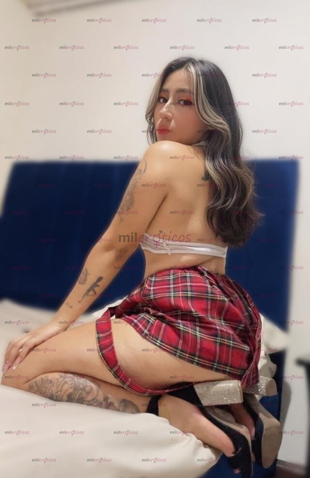 FOTOS DE COMPLACIENTE Y SEXY UNIVERSITARIA, CON GANAS DE CONOCERTE