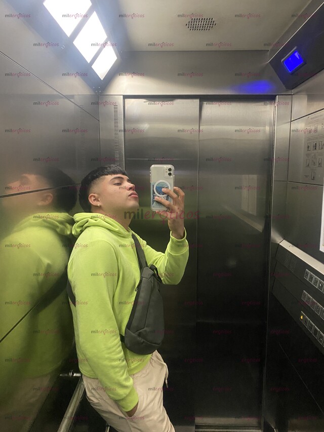 FOTOS DE JOVEN UNIVERSITARIO, TWINK MORBOSO Y CALIENTE, DISPONIBLE