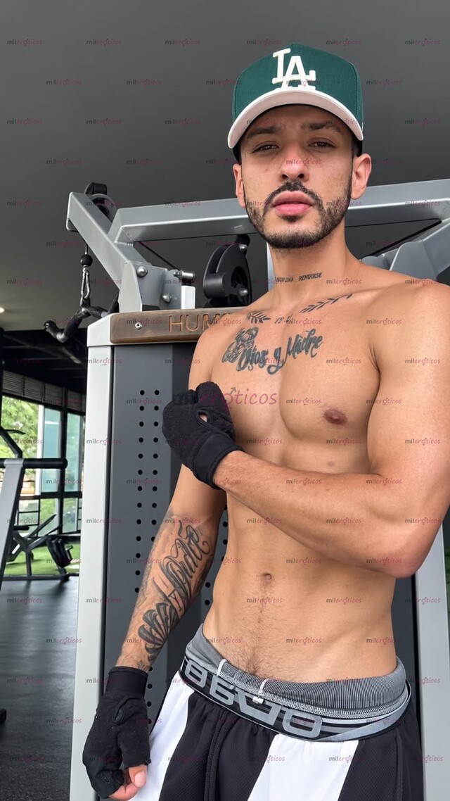FOTOS DE ¡ AXEL DRAK DISPONIBLE PARA COMPARTIR MOMENTOS ÚNICOS Y BUENA COMPAÑÍA