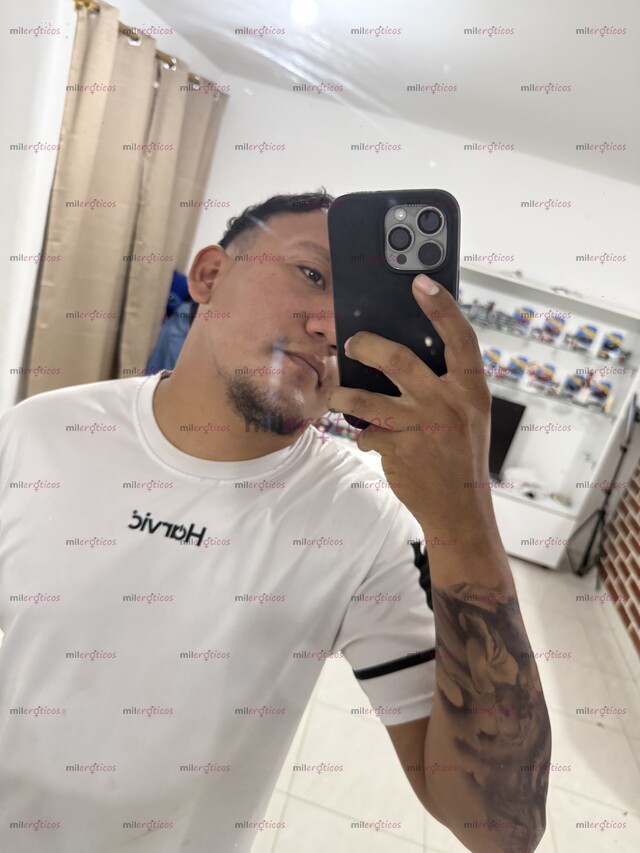 FOTOS DE JOVEN ACTIVO DISPUESTO A CUMPLIR TUS FANTASÍAS