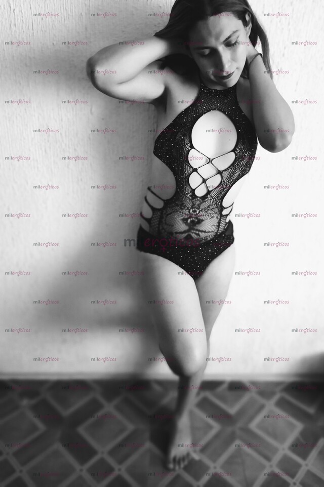 FOTOS DE DA RIENDA SUELTA A TUS FANTASÍAS CON ALASKA YOUNG