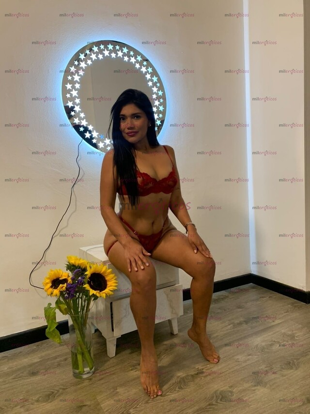 FOTOS DE RUBI 20 AÑOS MORENA DIVINA CON CUERPO DEFINIDO Y GANAS INMENSAS DE HACERTE FELIZ