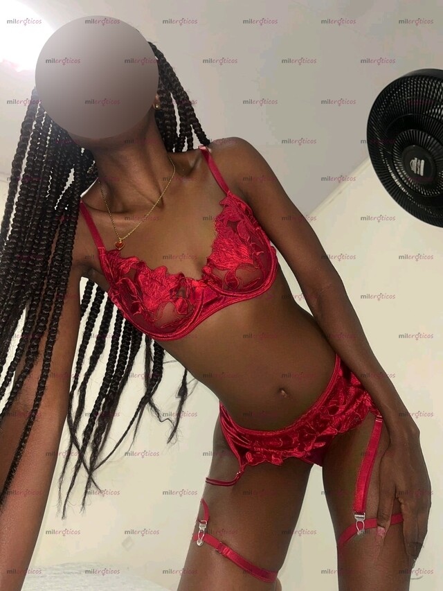 FOTOS DE ENCANTADORA SENSUAL SEXY NIKOL 90K LA HORA MOR