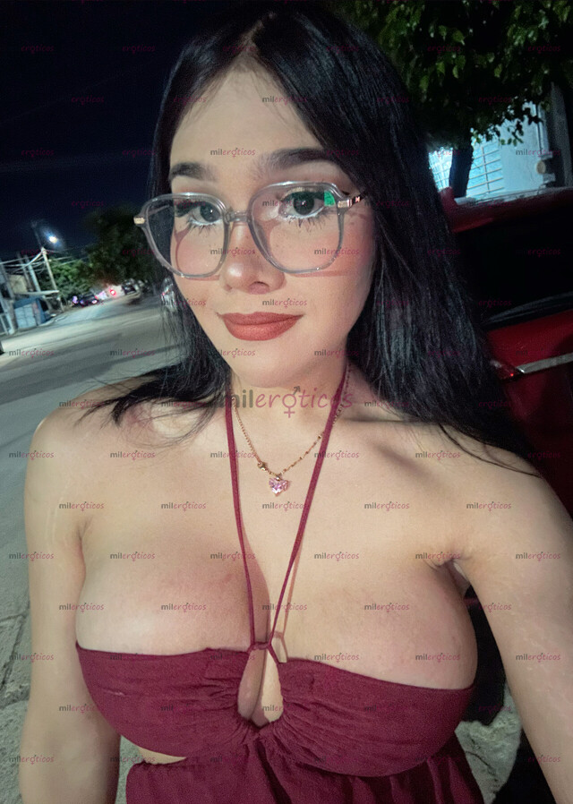 FOTOS DE NIÑA TRANS FEMENINA JOVENCITA DE 21 AÑOS