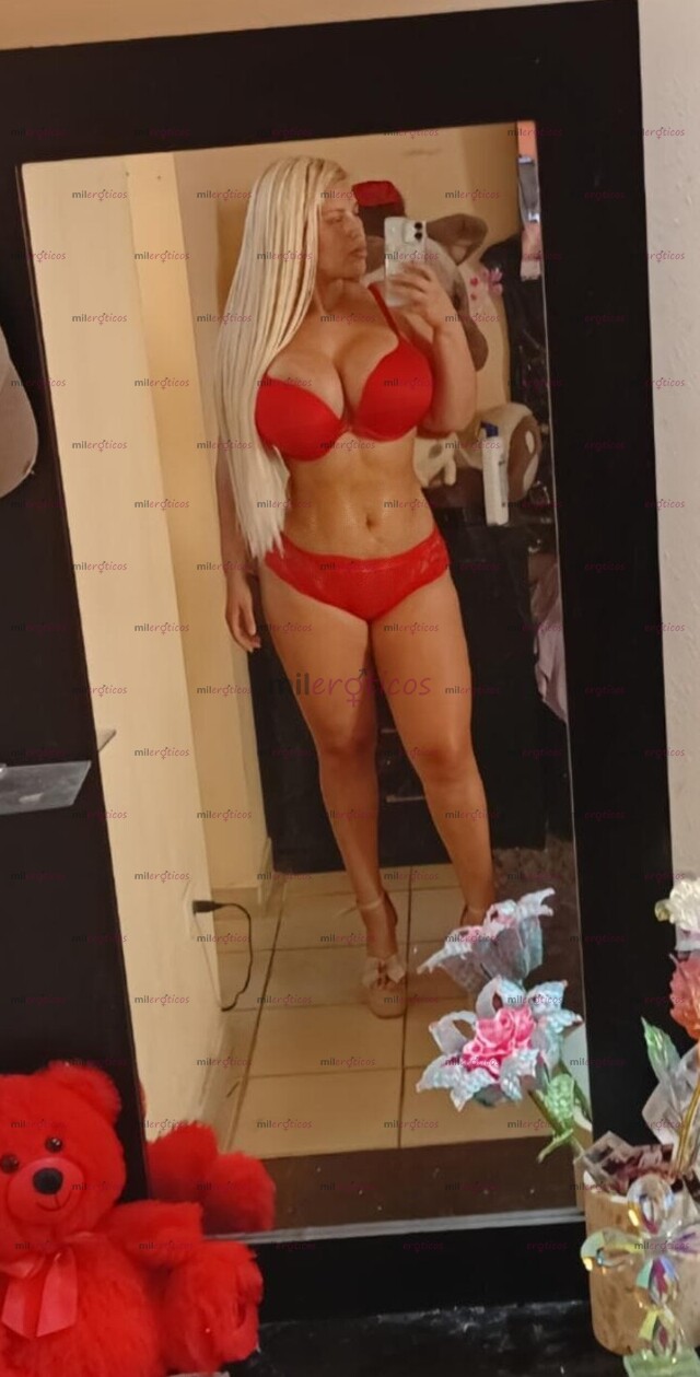 FOTOS DE RUBIA, FORANEA ,MUY SEXY. CHICA ALTA DELGADA MUY BELLA.