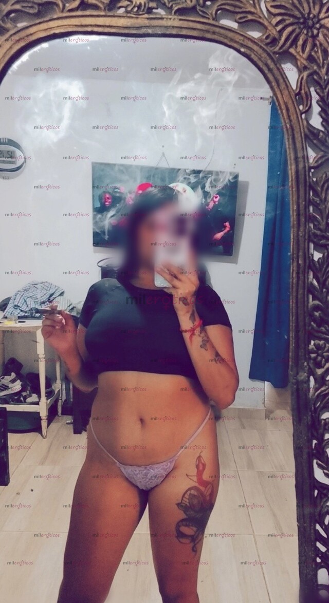 FOTOS DE SARA, HERMOSA MORENA ATREVIDA DISPUESTA A COMPLACERTE