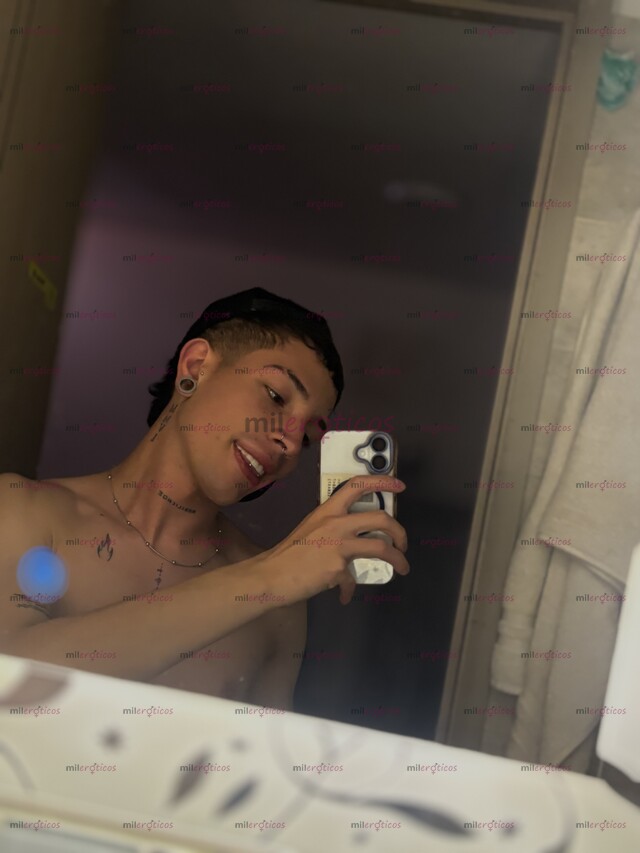FOTOS DE SEBASTIÁN, JOVEN, ATENTO Y LISTO PARA ACOMPAÑARTE