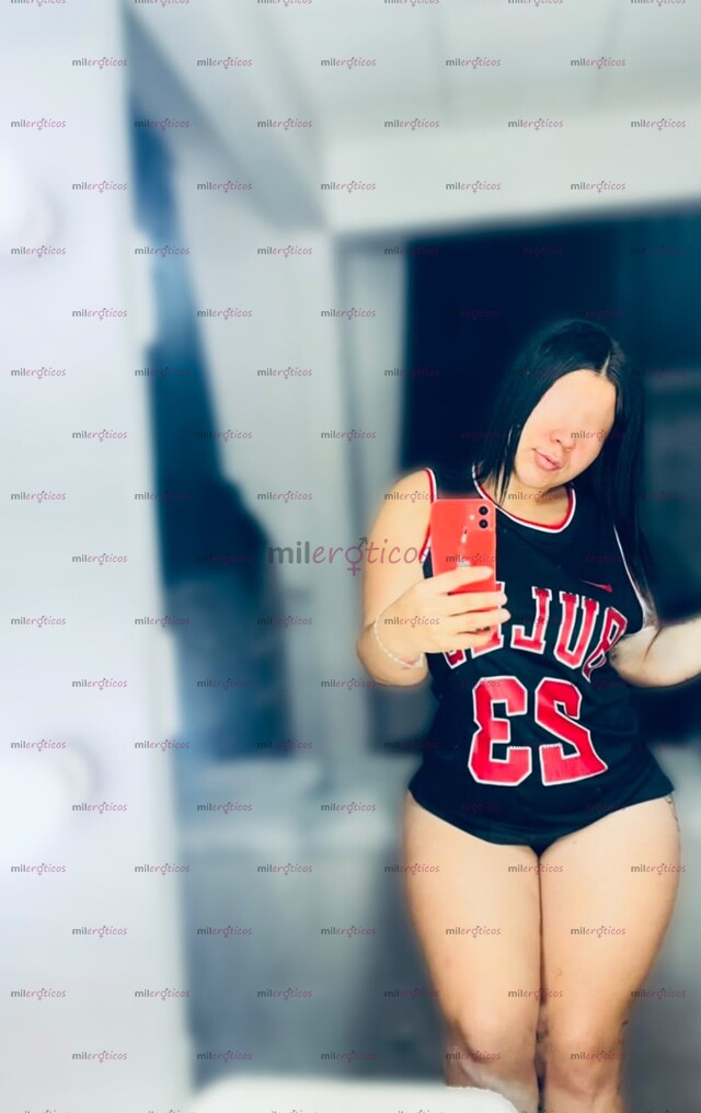 FOTOS DE VALENTINA LA CHICA SENSUAL Y SÚPER COMPLACIENTE