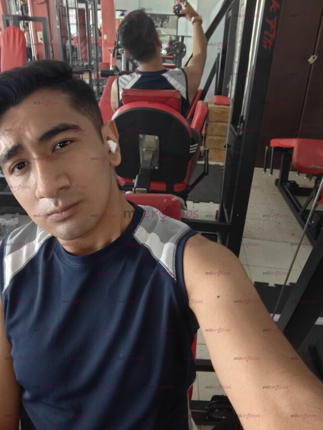 FOTOS DE CHICO INTER DISPUESTO A SATISFACERTE EN TODO LO QUE QUIERAS