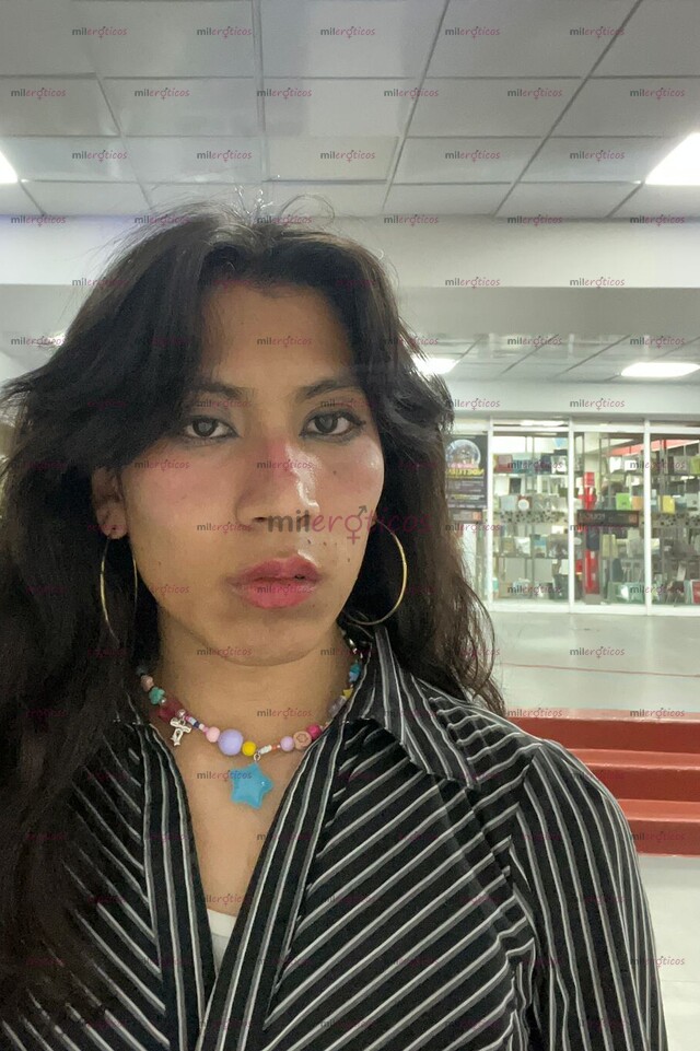FOTOS DE ESTUDIANTE TRANS LISTA PARA CUMPLIR TUS DESEOS.