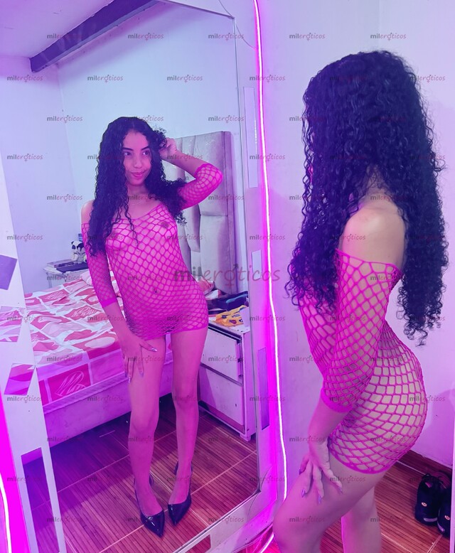 FOTOS DE HERMOSA CRESPA MELANY MUY CALIENTE Y JUGOSA PARA PASARLA RICO TE ESPERO MI AMOR