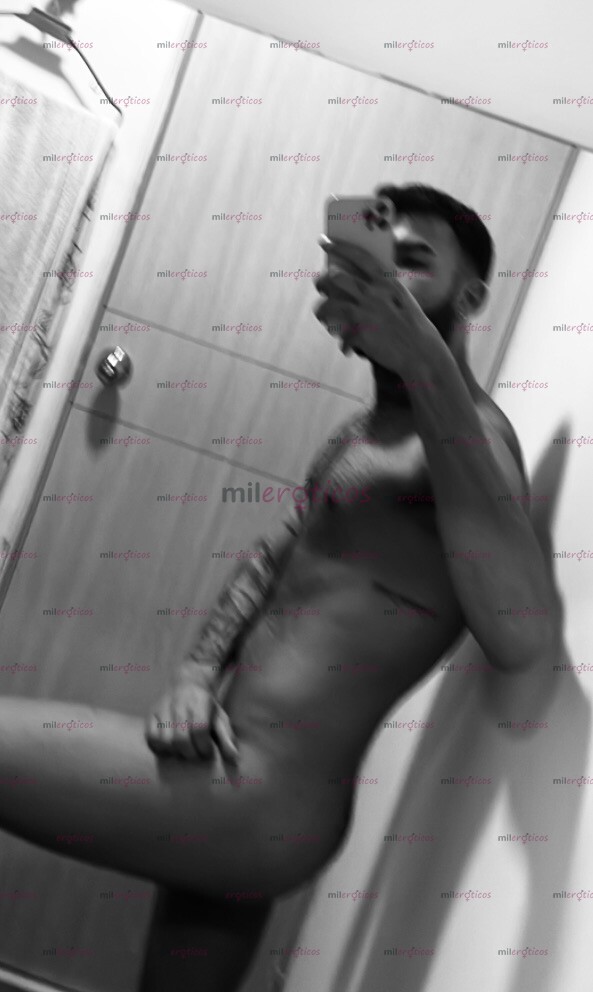 FOTOS DE CHICO VERSÁTIL CALIENTE Y FULL ARRECHO LISTO PARA COMPLACERTE
