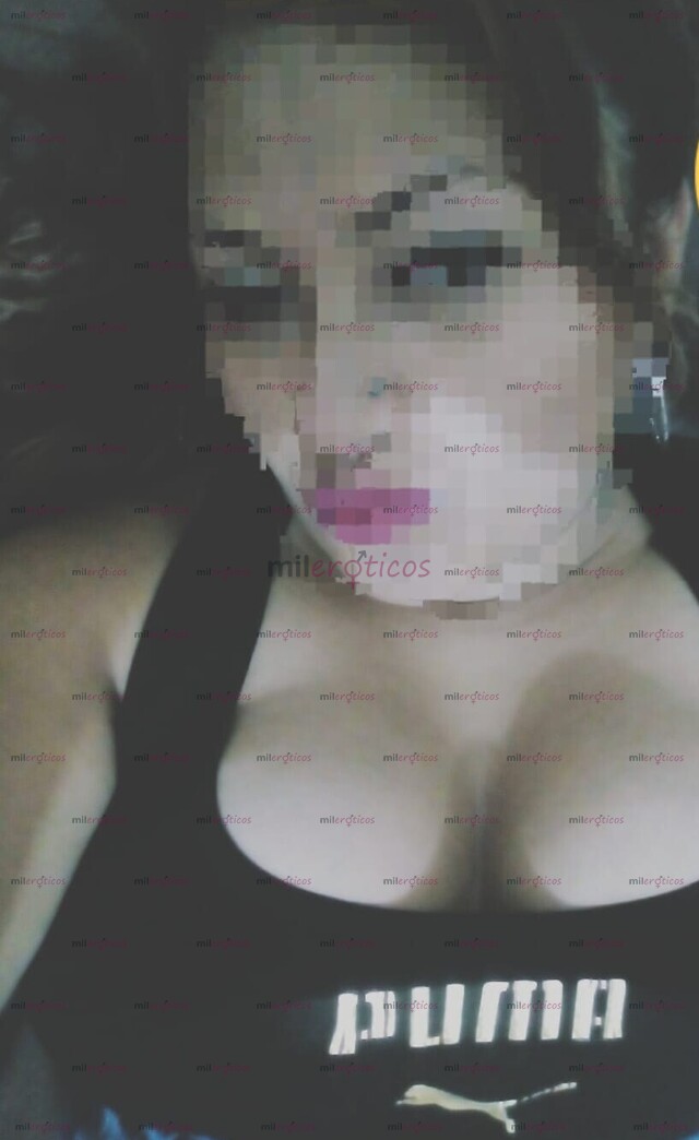 FOTOS DE NENA ABRIL COMPLACIENTE BUSCANDO BRINDARTE UNA BUENA COMPAÑIA