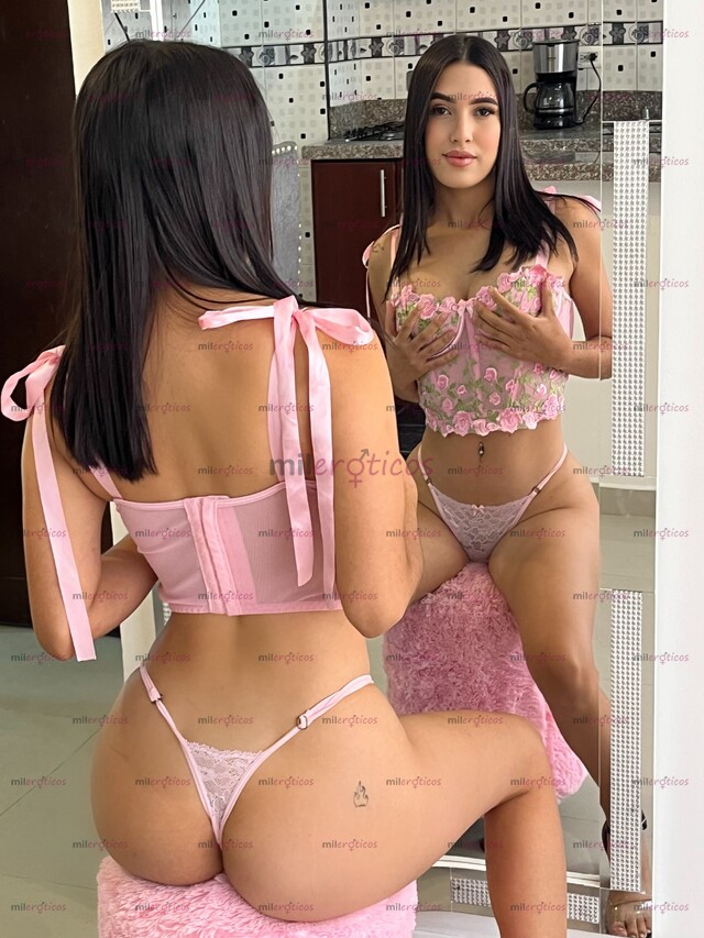 FOTOS DE ORI FLAQUITA ESTRECHITA MORBOSA LABIOS JUGUETONES