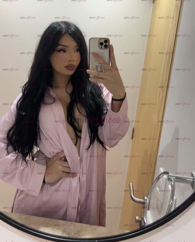 FOTOS DE SOLO POR HOY CON LUGAR ALTA Y BLANCA 23AÑOS LISTA PARA RECIBIR TU VERGA