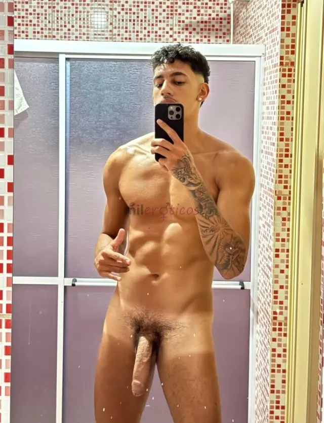 24 anos 1 82 de altura e 23 cm atendo homens mulheres casais e trans tenho local e posso ir ate vc tambem atendo em hotel motel carro em qualquer luga...