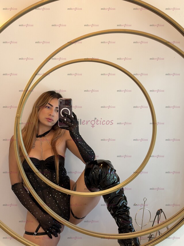 FOTOS DE LAURA, BELLEZA Y SENSUALIDAD EN UNA RUBIA QUE SABE CÓMO DEJAR HUELLA