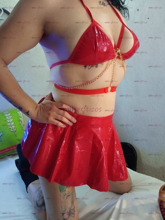 FOTOS DE LA MAS SEXY Y CACHONDA EN LA ZONA COMPRUEBALO!