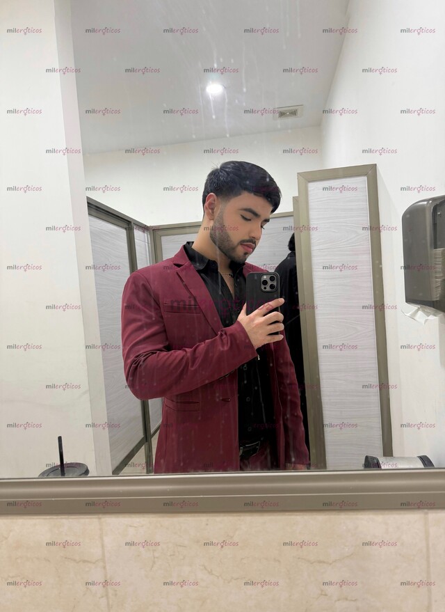 FOTOS DE CHICO CALIENTE, LISTO PARA CUMPLIR TODAS TUS FANTASÍAS