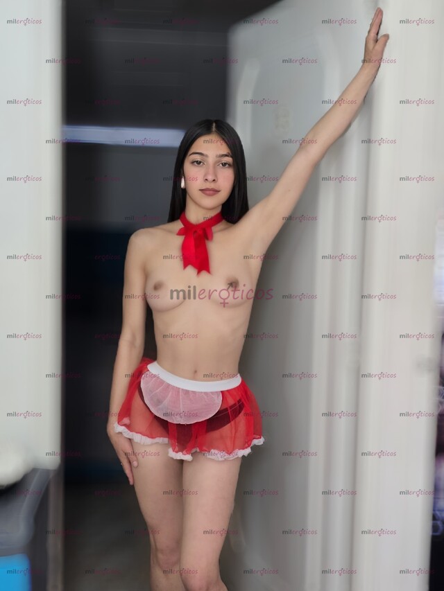 FOTOS DE POR PRIMERA VEZ, GOLOSA NINFÓMANA DE 18 AÑITOS NUEVA PARA ESTRENAR