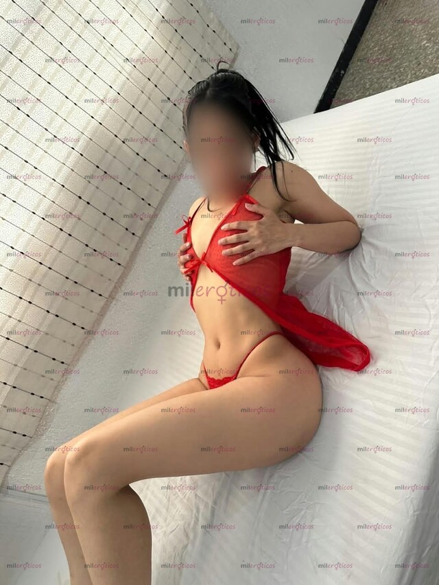 FOTOS DE VALERIA PREPAGO HERMOSA DELGADA JOVEN DE 19 AÑOS PARA TI