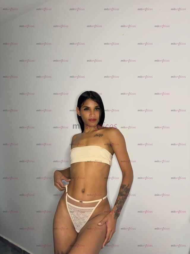 FOTOS DE CALIENTE DE 18 AÑOS SUPER APRETADITA LO CHUPO Y ME MENEO RICO