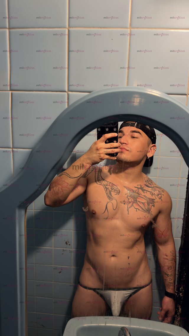FOTOS DE CHAPARRITO, TATUADO, NALGÓN Y BUENA VERGA, ¿QUIERES PASARLA RICO? ESCRÍBEME