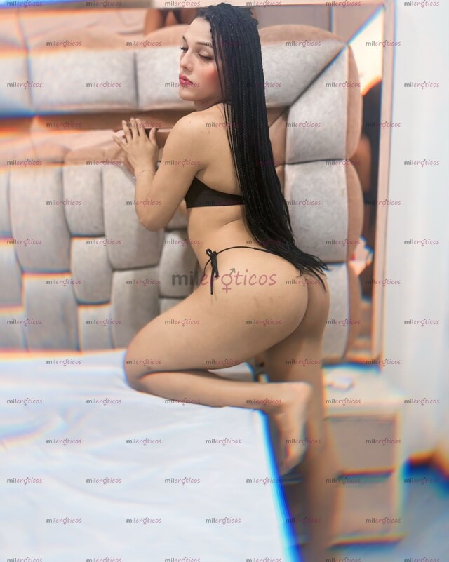 FOTOS DE SOY UNA CHICA ATREVIDA EN LA CAMA GOLOSA UNA DIABLA PODEROSA Y PERRA EN LA CAMA