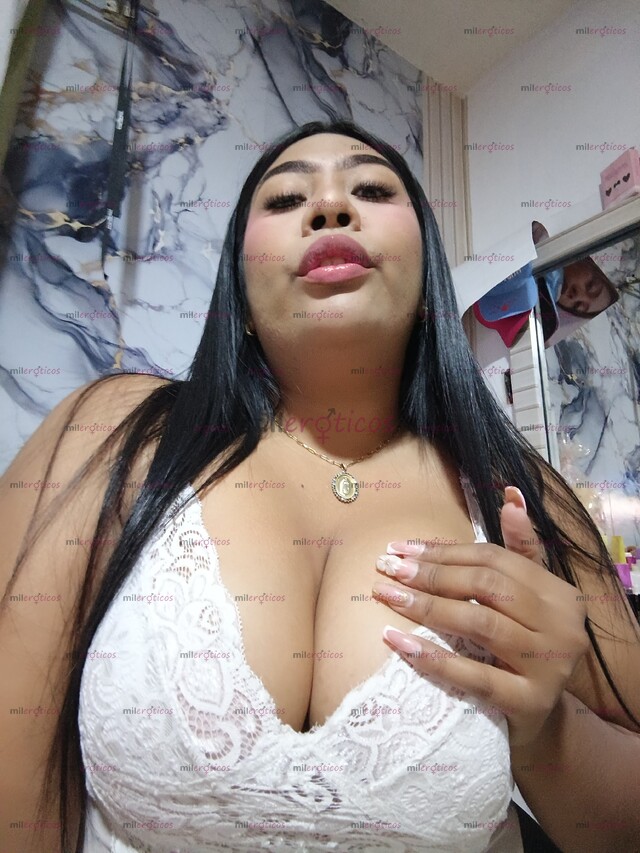 FOTOS DE VIDEOLLAMADA DELICIOSA TETONA MORBOSA LISTA PARA CUMPLIR TUS FANTASIAS...