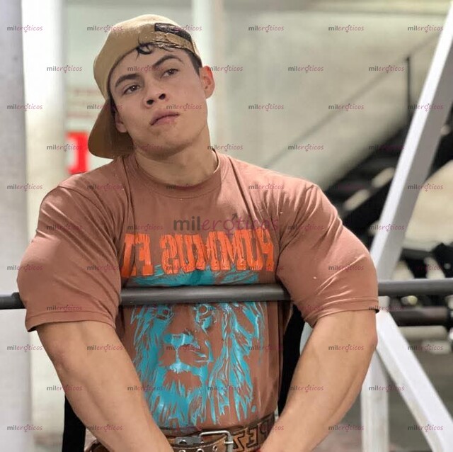 FOTOS DE BODYBUILDER GUAPO Y EXTROVERTIDO, LISTO PARA QUE PASES UN RATO INCREIBLE