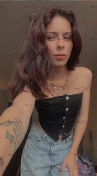 FOTOS DE BABY TRANSEXUAL, TRANSGÉNERO DE 22 AÑOS, UNIVERSITARIA FLACA, MODELO PELIRROJA
