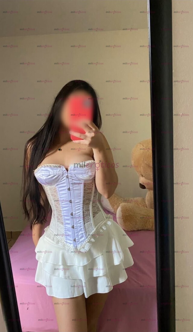 FOTOS DE DELGADITA, CARA, BONITA CUERPO, NATURAL Y CACHONDA