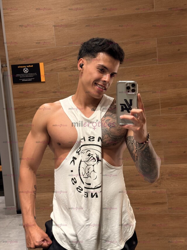 FOTOS DE ACOMPAÑANTE PREMIUM, SHOWS EXCLUSIVOS PERSONALES O GRUPALES, MASAJES TÁNTRICOS