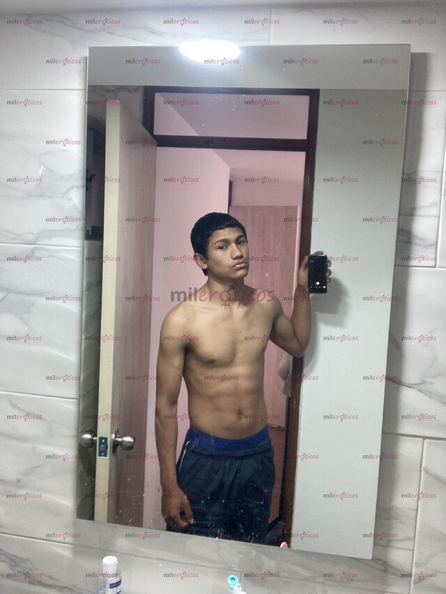 FOTOS DE SEXO RICO CON JOVEN LINDO DE CUERPO ATLÉTICO