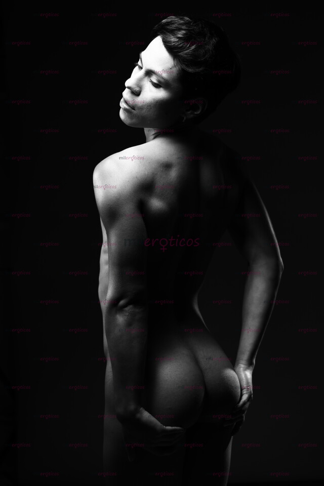 FOTOS DE TWINK 22 AÑOS. DISPONIBLE PARA COMPLACERTE Y PASAR UNA GRAN EXPERIENCIA