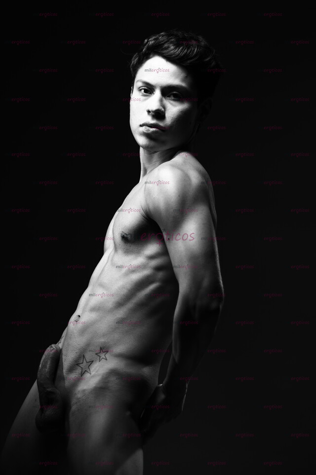 FOTOS DE TWINK 22 AÑOS. DISPONIBLE PARA COMPLACERTE Y PASAR UNA GRAN EXPERIENCIA