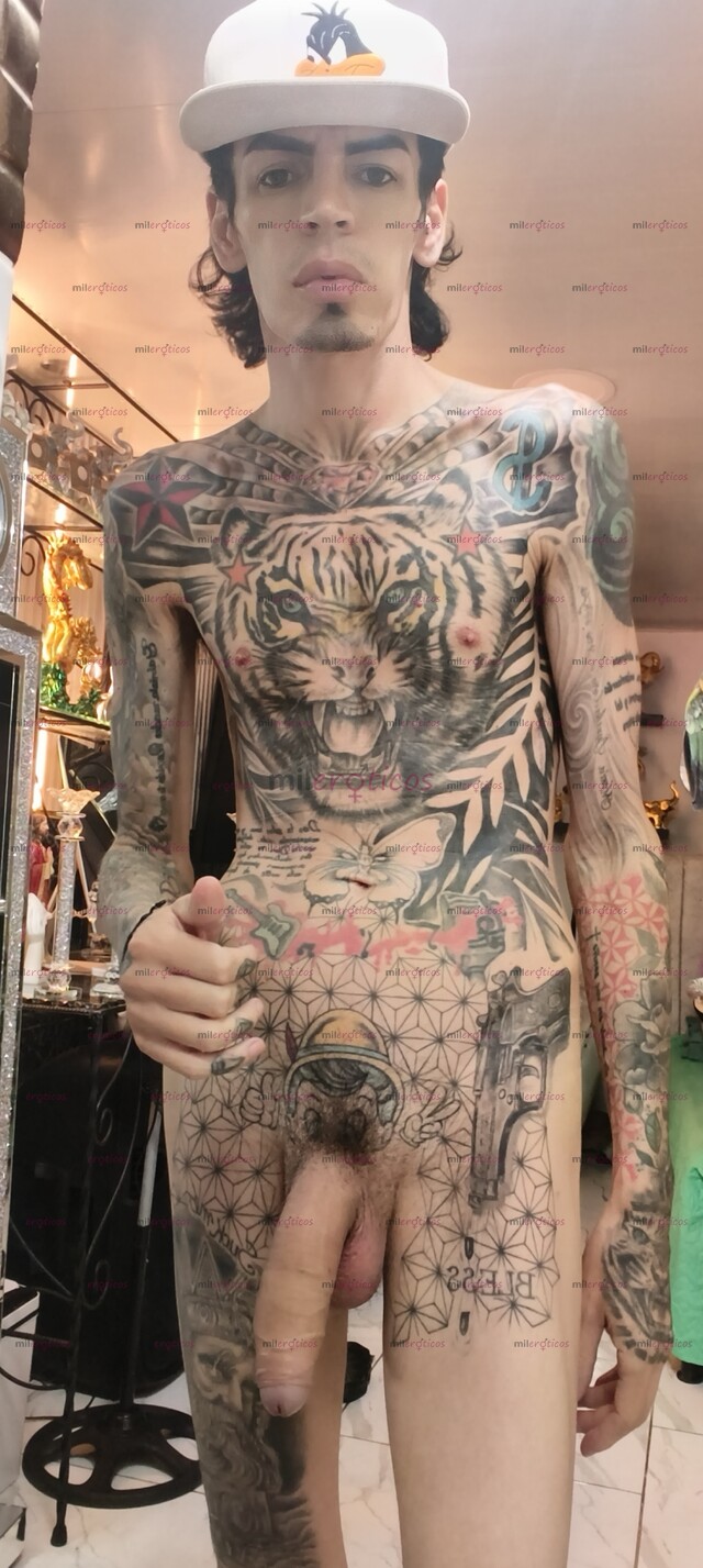 FOTOS DE FLACO ACTIVO VERGON SERIO TATUADO BLANCO MORBOSO