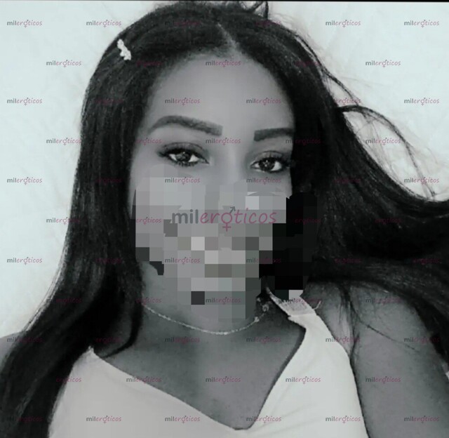 FOTOS DE NICOL, MASAJE RELAJANTE EN MANOS DE UNA LINDA FLACA MORENA