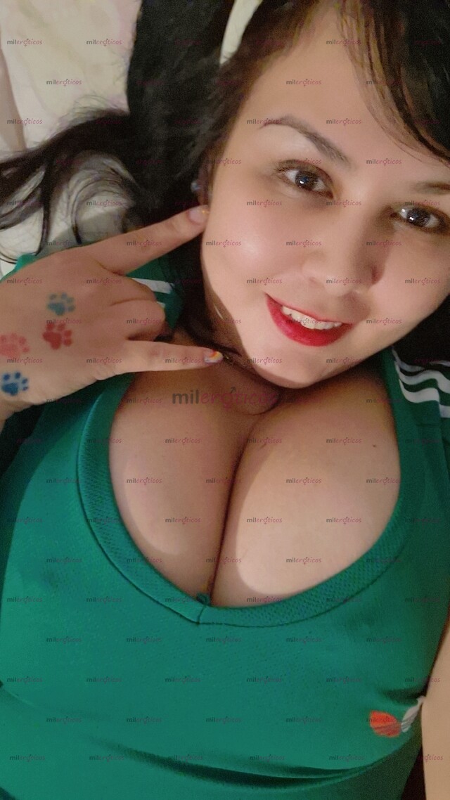 FOTOS DE CHICA CURVY MEGA HOT Y CON GANAS DE DARTE UN RATO SUPER RICO Y RELAJANTE.