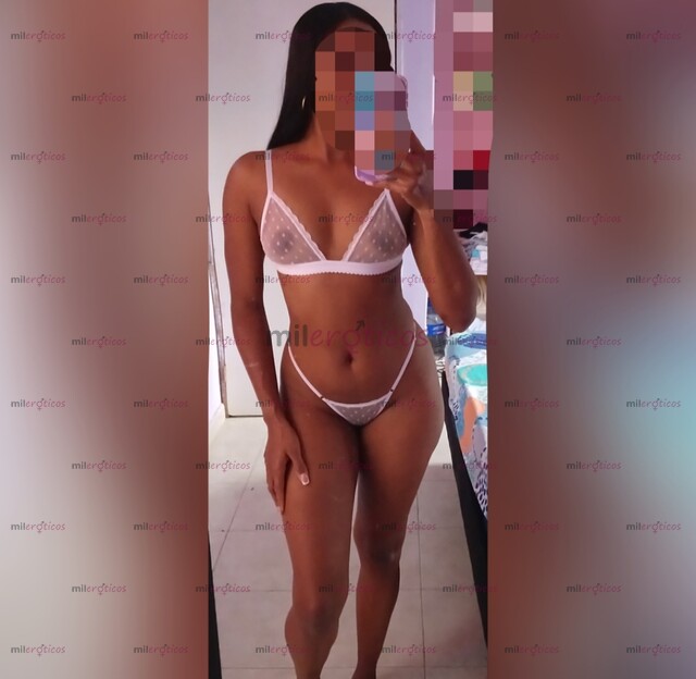 FOTOS DE NICOL, MASAJE RELAJANTE EN MANOS DE UNA LINDA FLACA MORENA