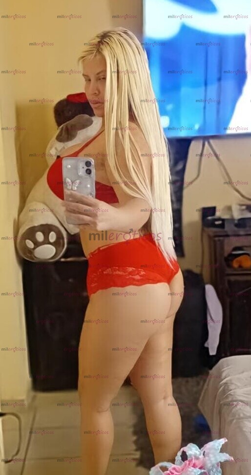 FOTOS DE RUBIA, TETONA JOVEN ,FORANEA Y MUY SEXY .