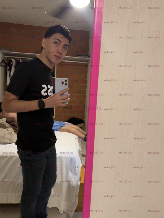 FOTOS DE CHICO COLOMBIANO RECIÉN LLEGADO DISPONIBLE YA