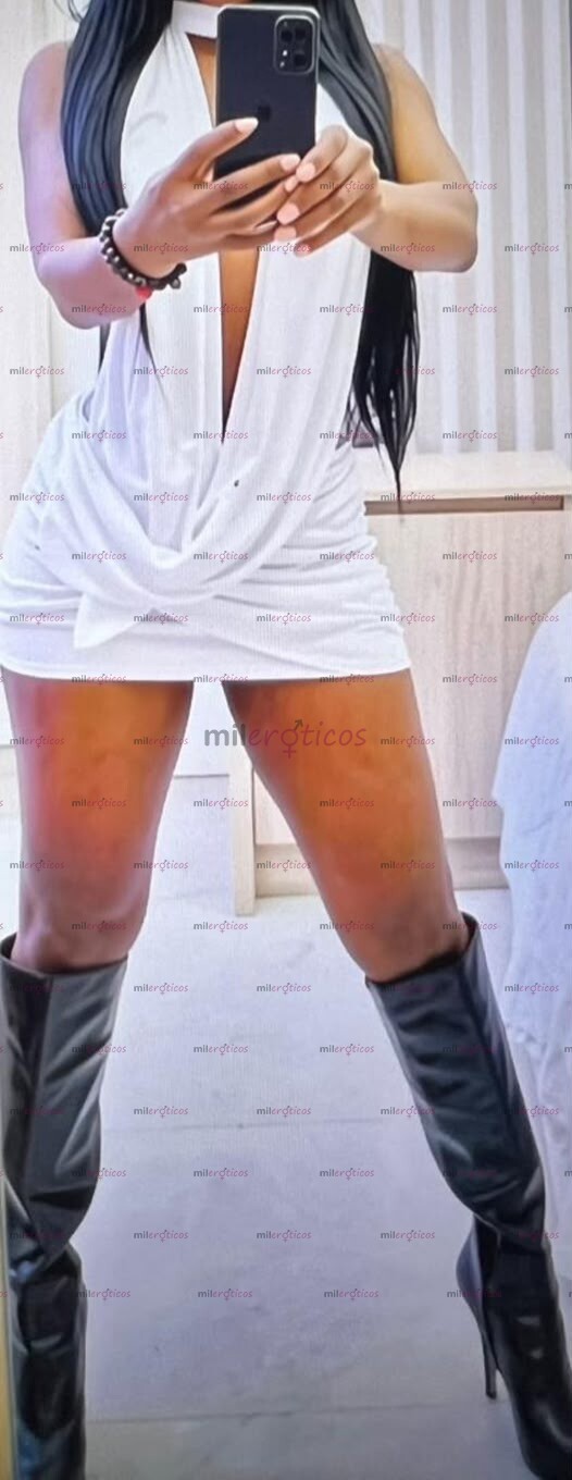 FOTOS DE LINDA MUJER NEGRA RECIÉN LLEGADA A LA CIUDAD