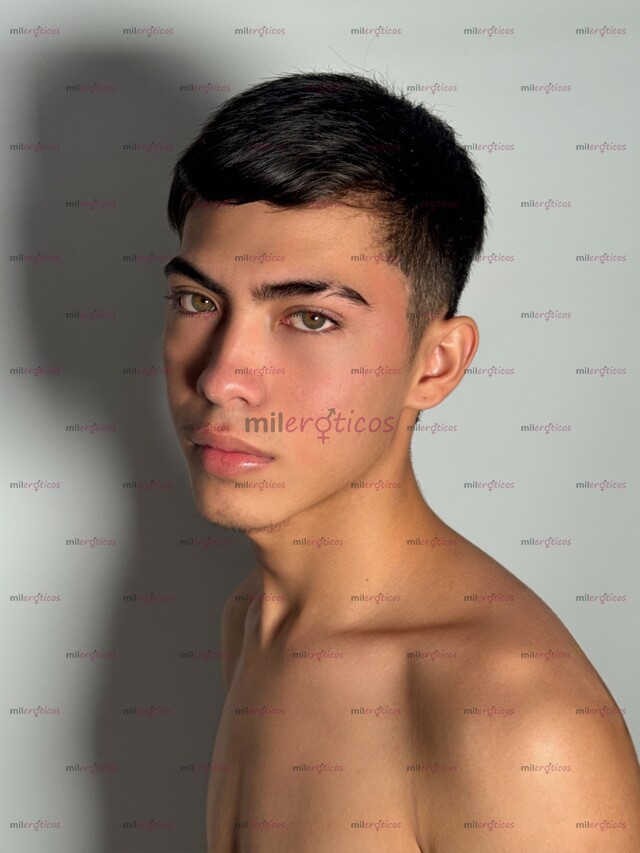 FOTOS DE CHICO COLOMBIANO RECIÉN LLEGADO DISPONIBLE YA