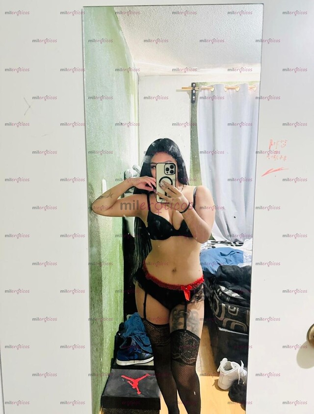 FOTOS DE ALESSA ME ENCANTA VENIRME A CHORROS Y MAMARLA SÚPER RICO MI AMOR