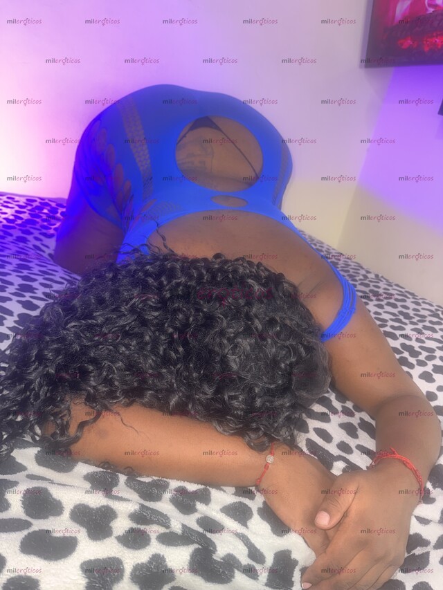FOTOS DE SALOMÉ NEGRA PAISA 100% NATURA ( SEXO ORAL GARGANTA PROFUNDA)