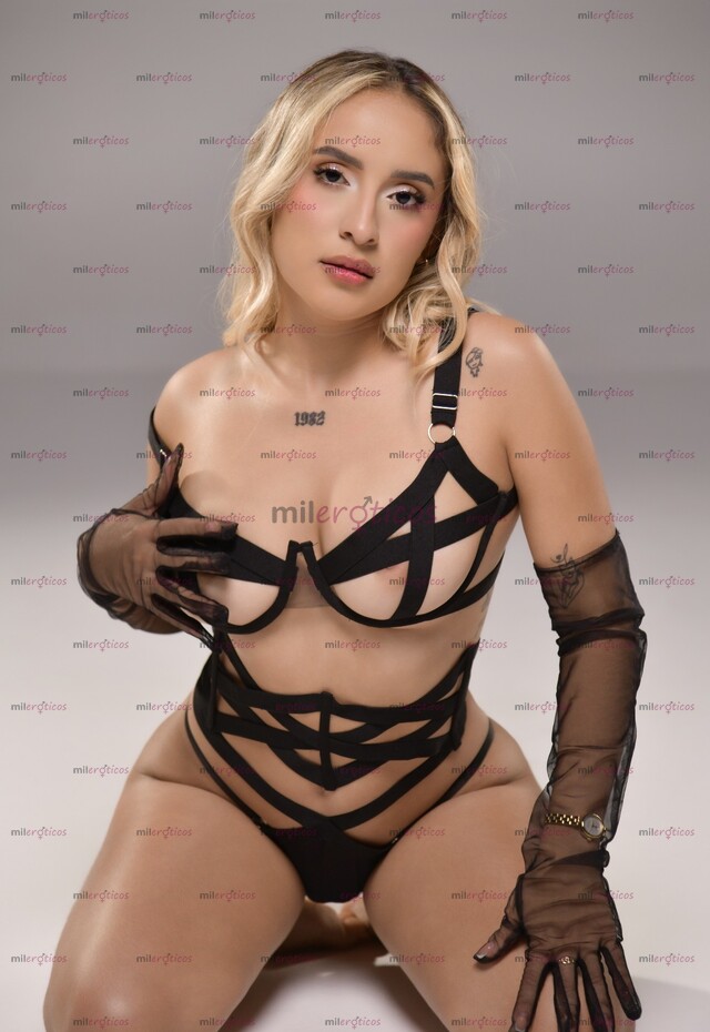 FOTOS DE DÉJATE SEDUCIR POR UNA RUBIA DIFERENTE E IRRESISTIBLE