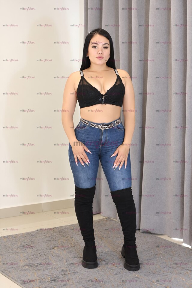 FOTOS DE LUISA RICA JOVEN ESTRECHITA, COLOMBIANA DE NALGAS GRANDES