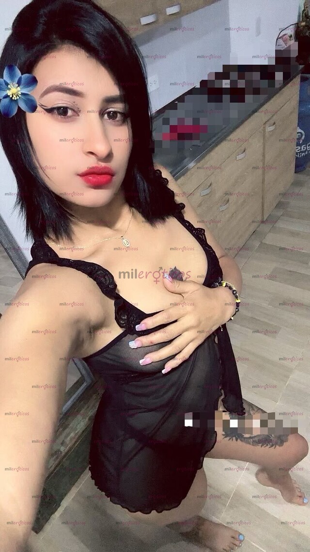 FOTOS DE SOY SARA, HERMOSA FLACA PELINEGRA COMPLACIENTE CON EL MEJOR SQUIRT.